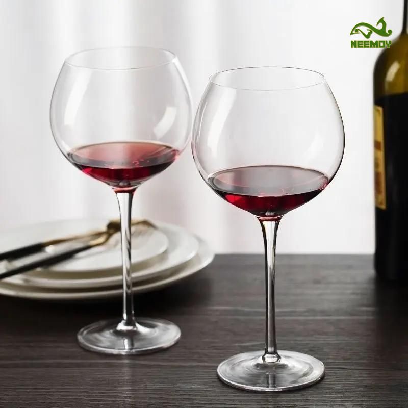 Kieliszek do wina na wysokiej  – Wine Beer Foot recenzja i cena